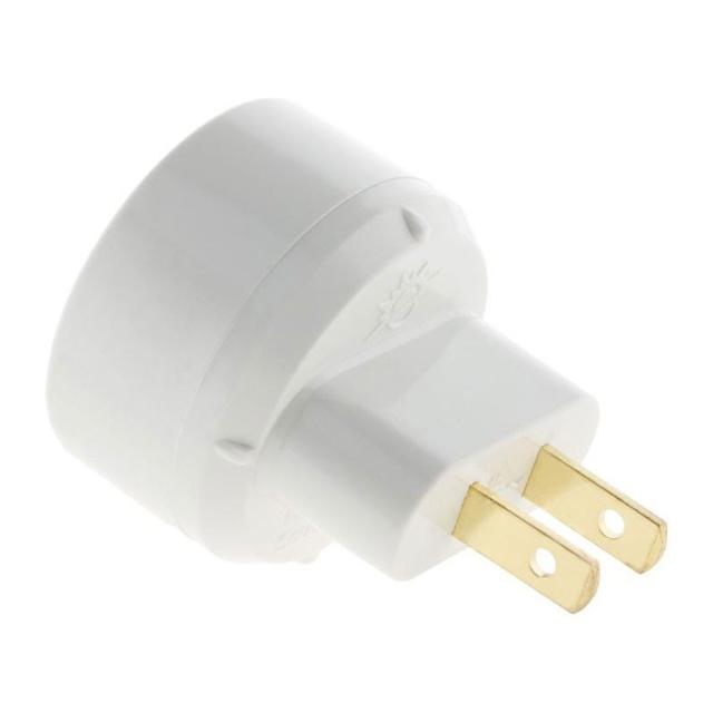 ADAPTATEUR M.EUR EN FEM. US 6A+SECU MAX1320W