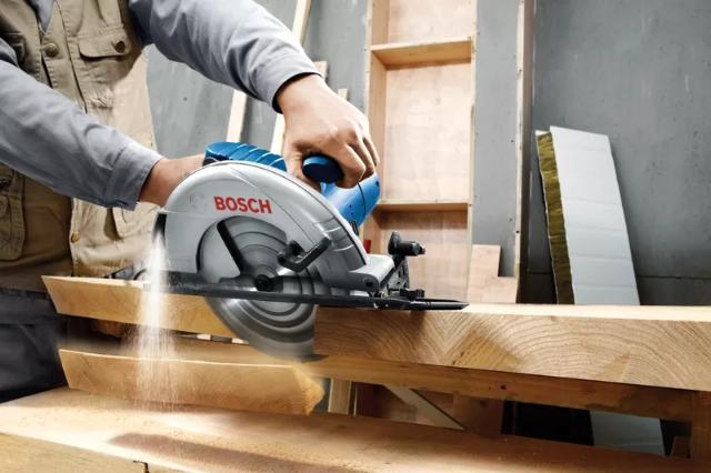 SCIE CIRCULAIRE GKS 235 TURBO-2050W-235MM